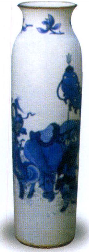青花筒式瓶